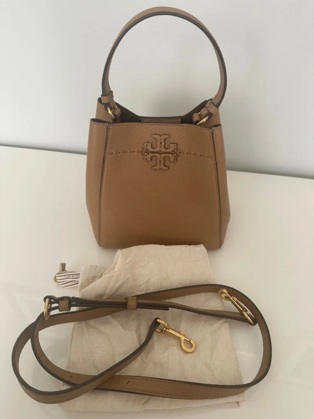 Tory Burch Small McGraw Crossbody Bucket Bag in Tiramisu - Picture 3 of 16